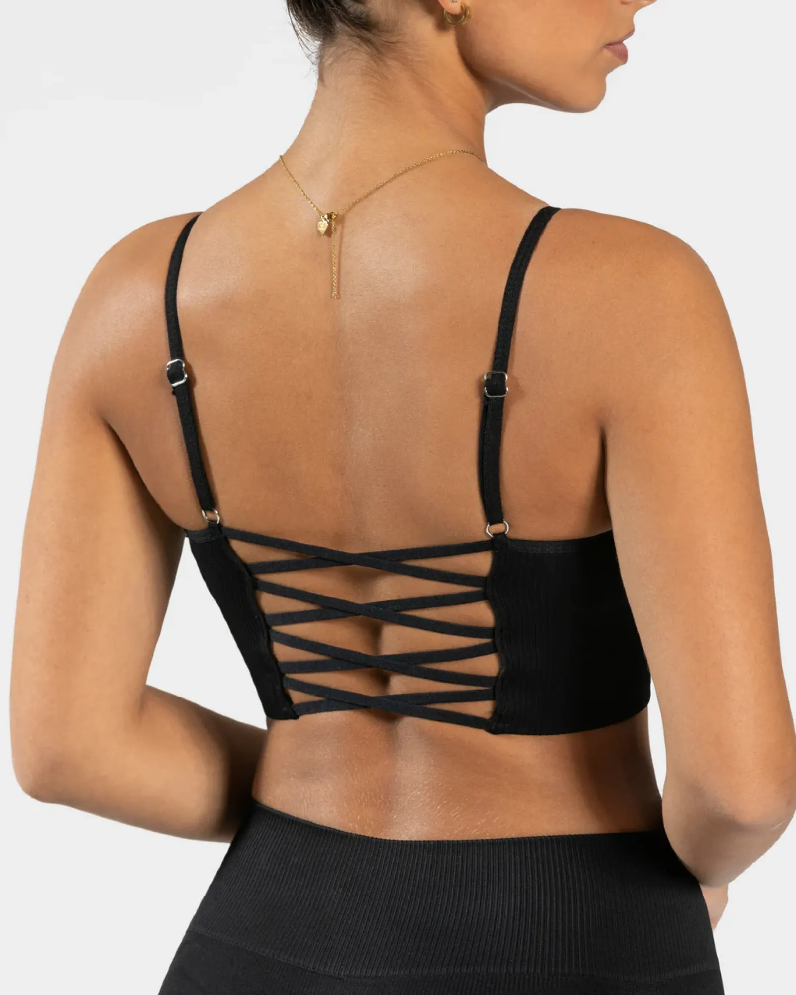 TEVEO Elegant Cross Top " ">Frau Tops