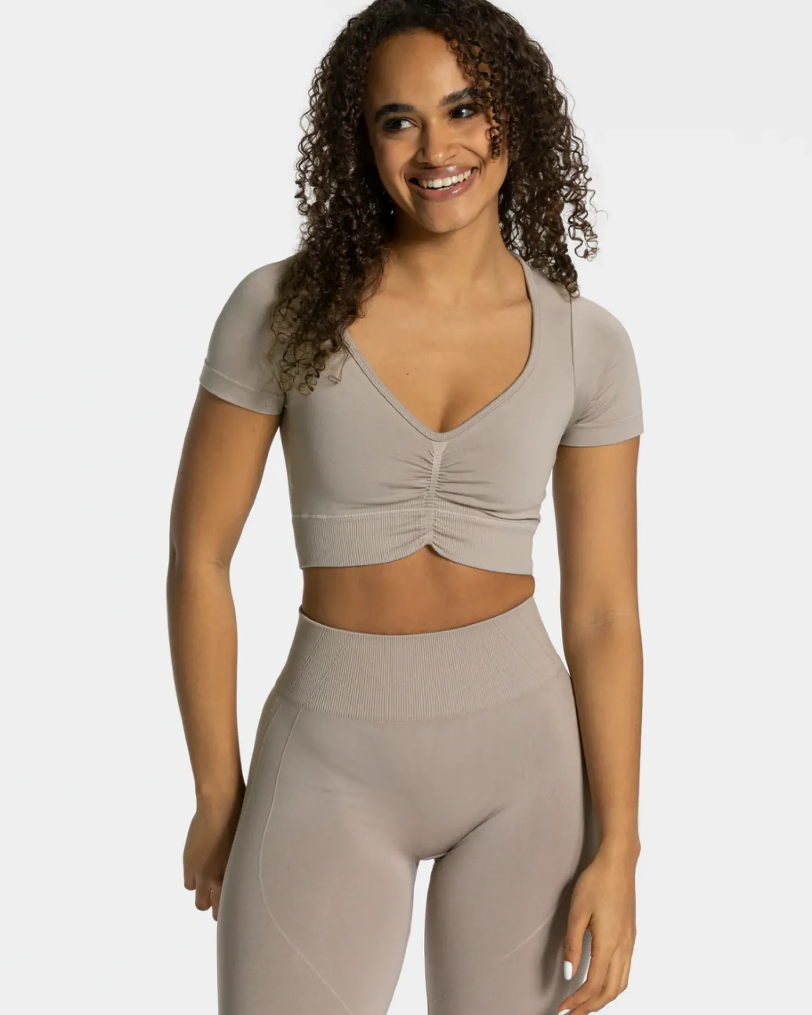 TEVEO Focus Crop Top " ">Frau Tops