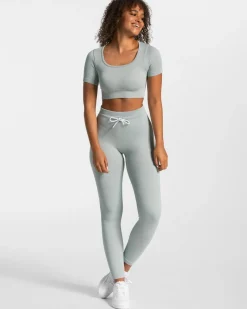 TEVEO Ribbed Crop Top 