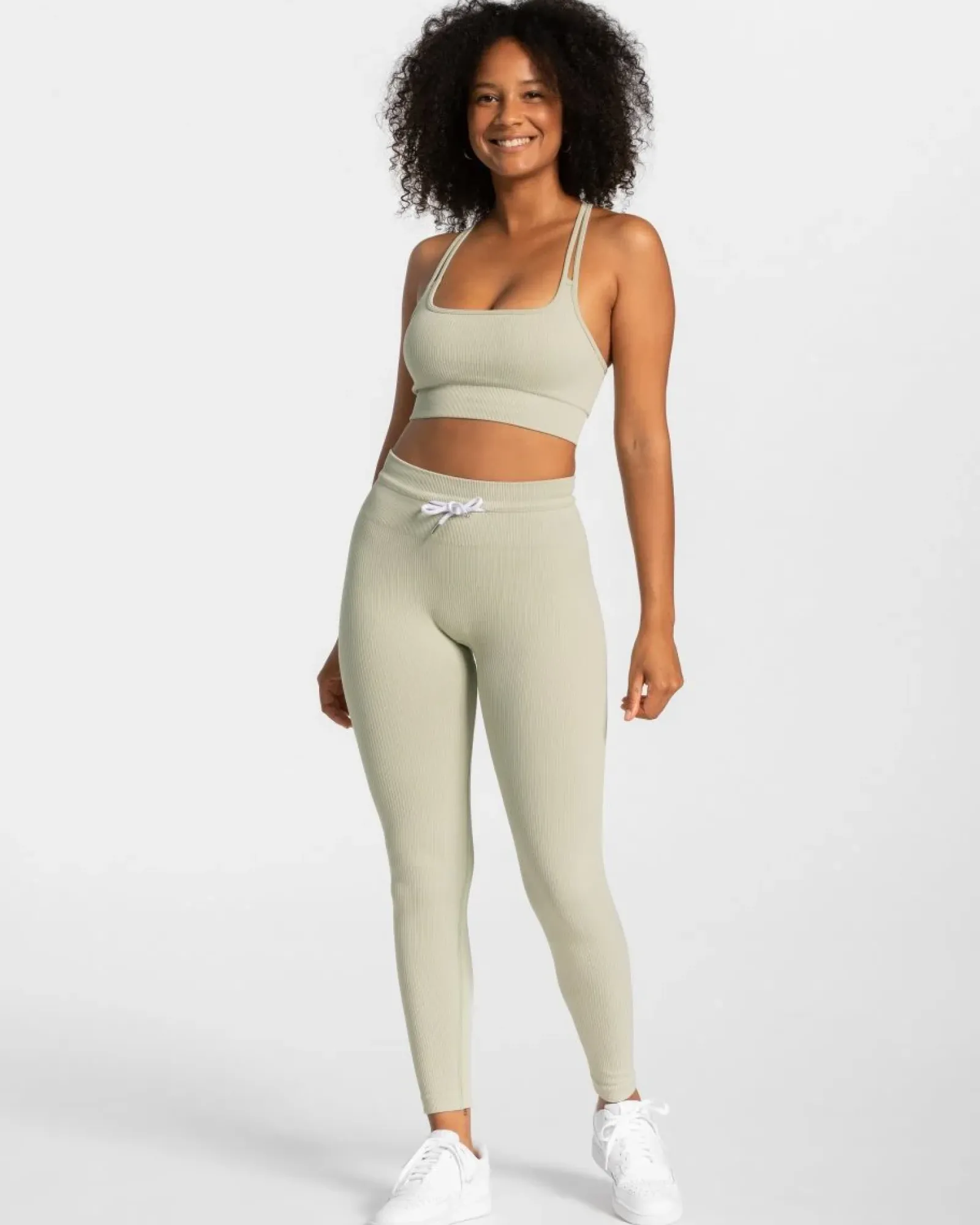 TEVEO Ribbed Leggings " ">Frau Leggings & Hosen