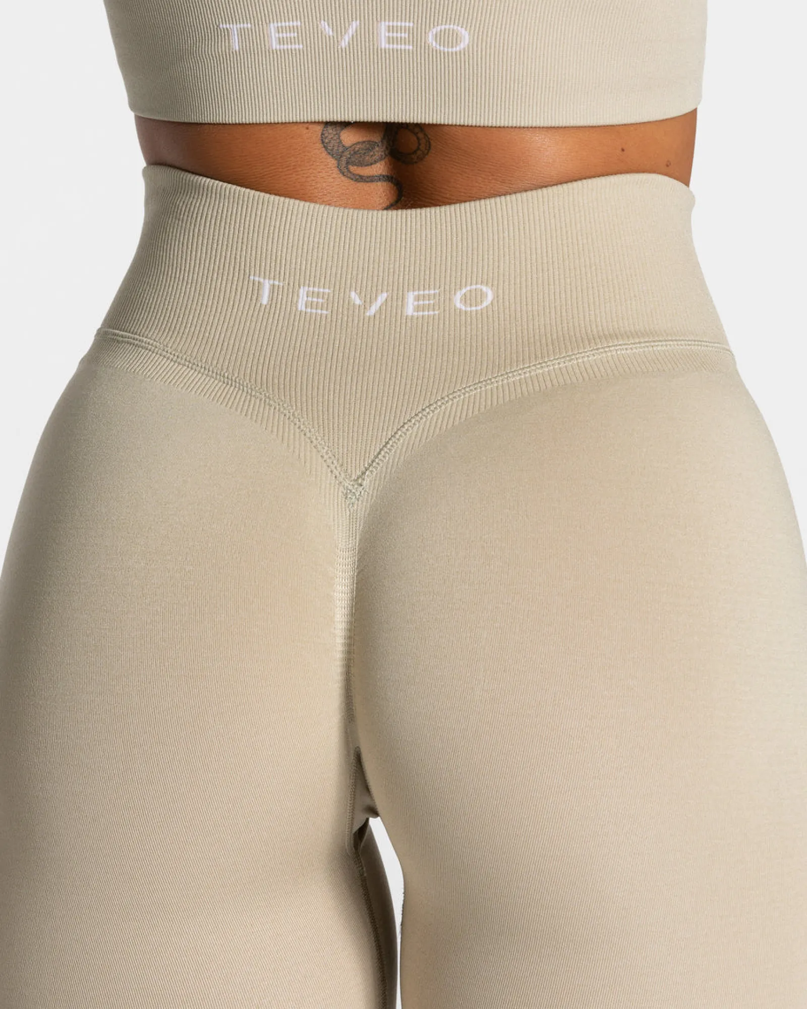 TEVEO Statement Scrunch Leggings " ">Frau Leggings & Hosen