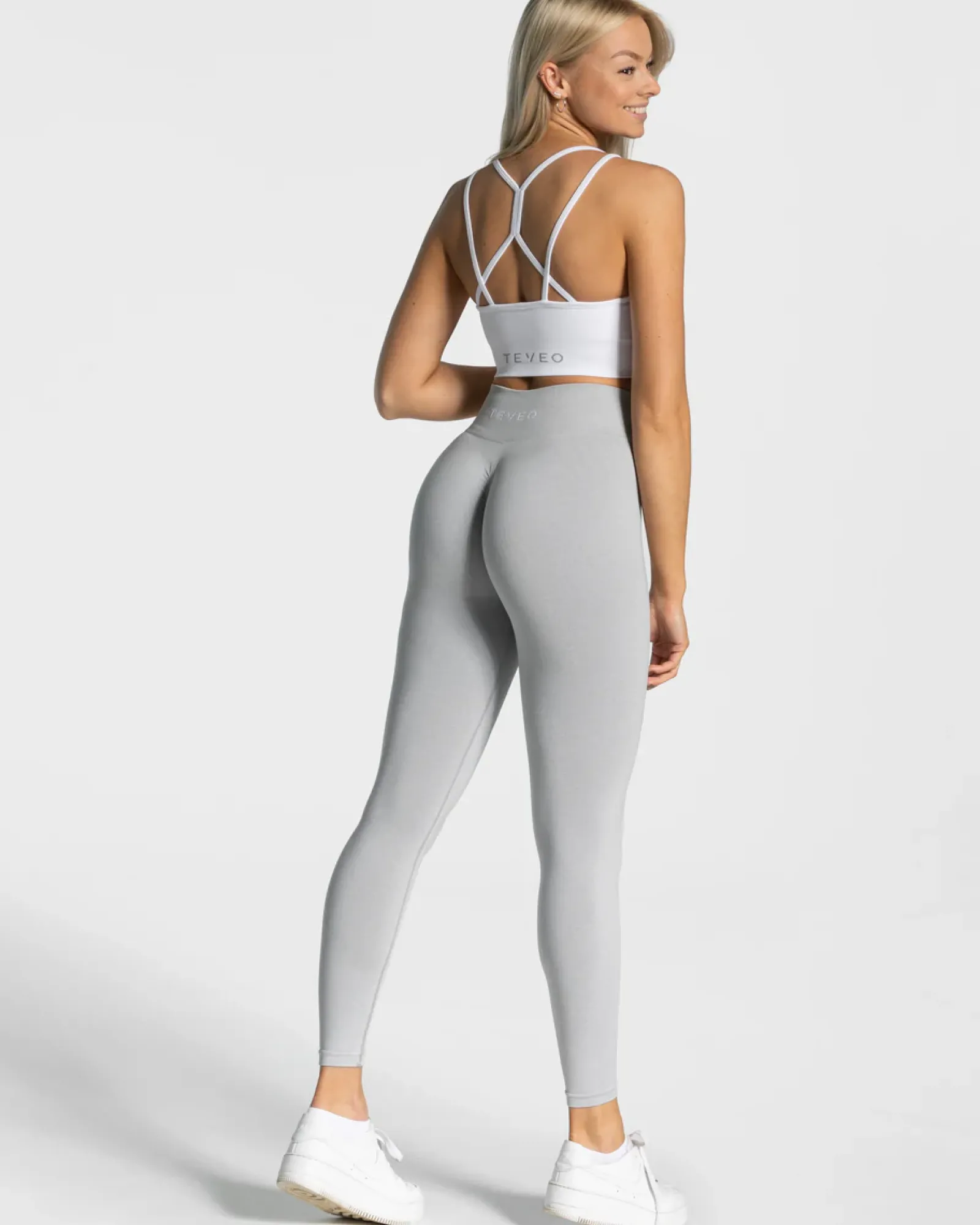 TEVEO Timeless Scrunch Bh " ">Frau Sport Bhs