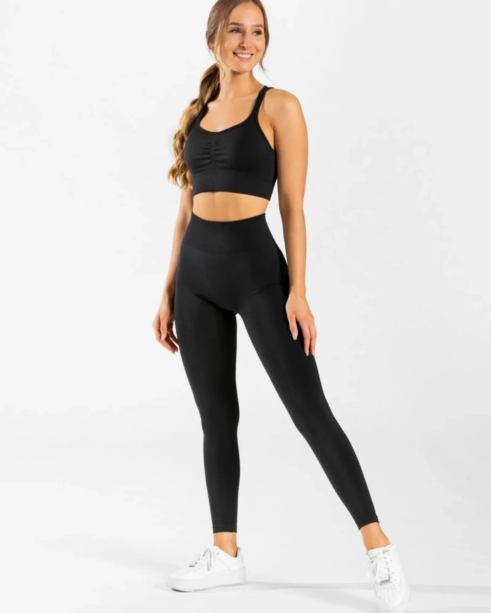 TEVEO Timeless Scrunch Bh " ">Frau Sport Bhs