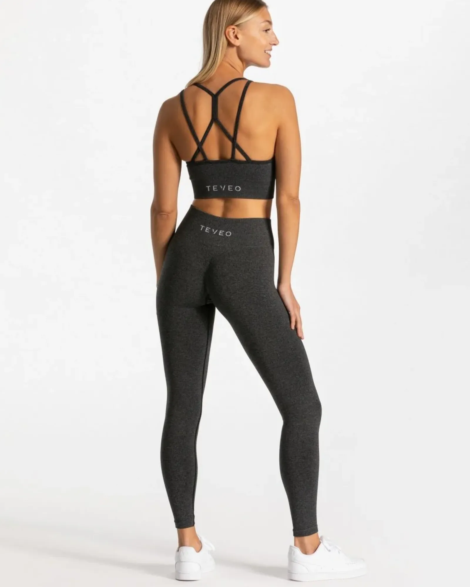 TEVEO Timeless Scrunch Bh " ">Frau Sport Bhs