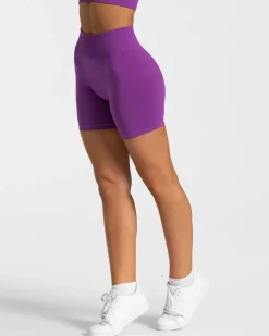 TEVEO Timeless Scrunch Short " ">Frau Shorts