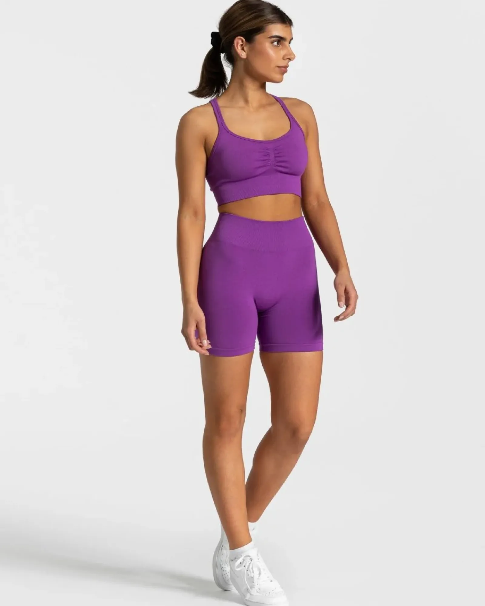 TEVEO Timeless Scrunch Short " ">Frau Shorts