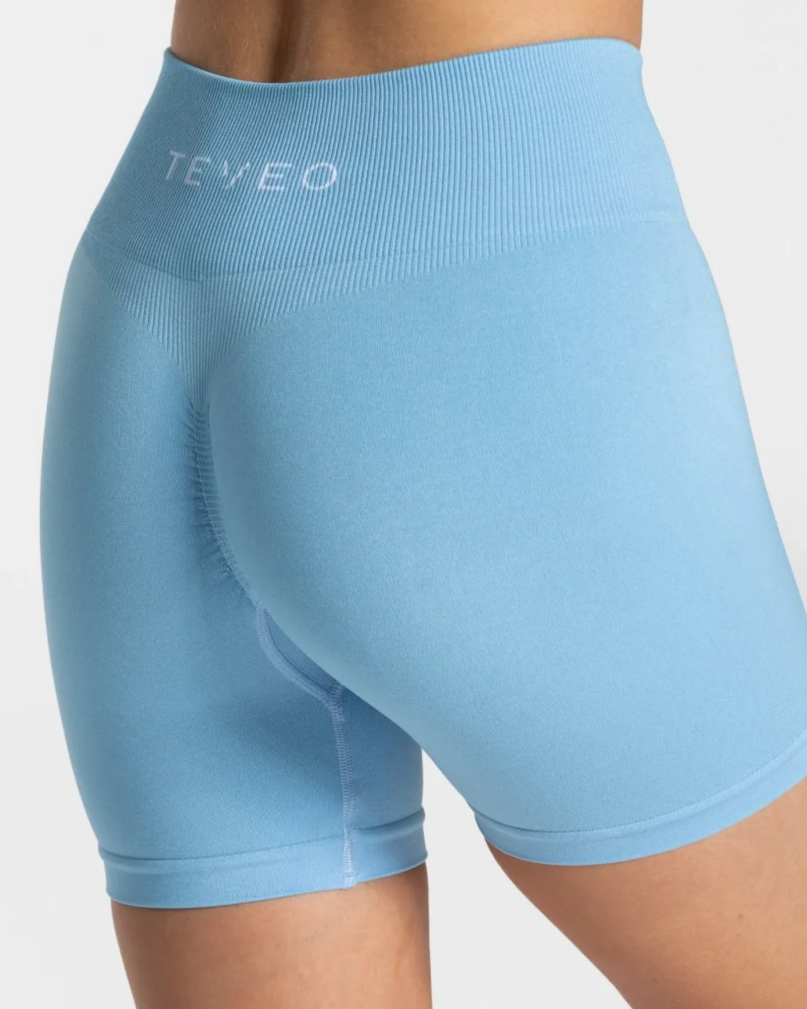 TEVEO Timeless Scrunch Short " ">Frau Shorts